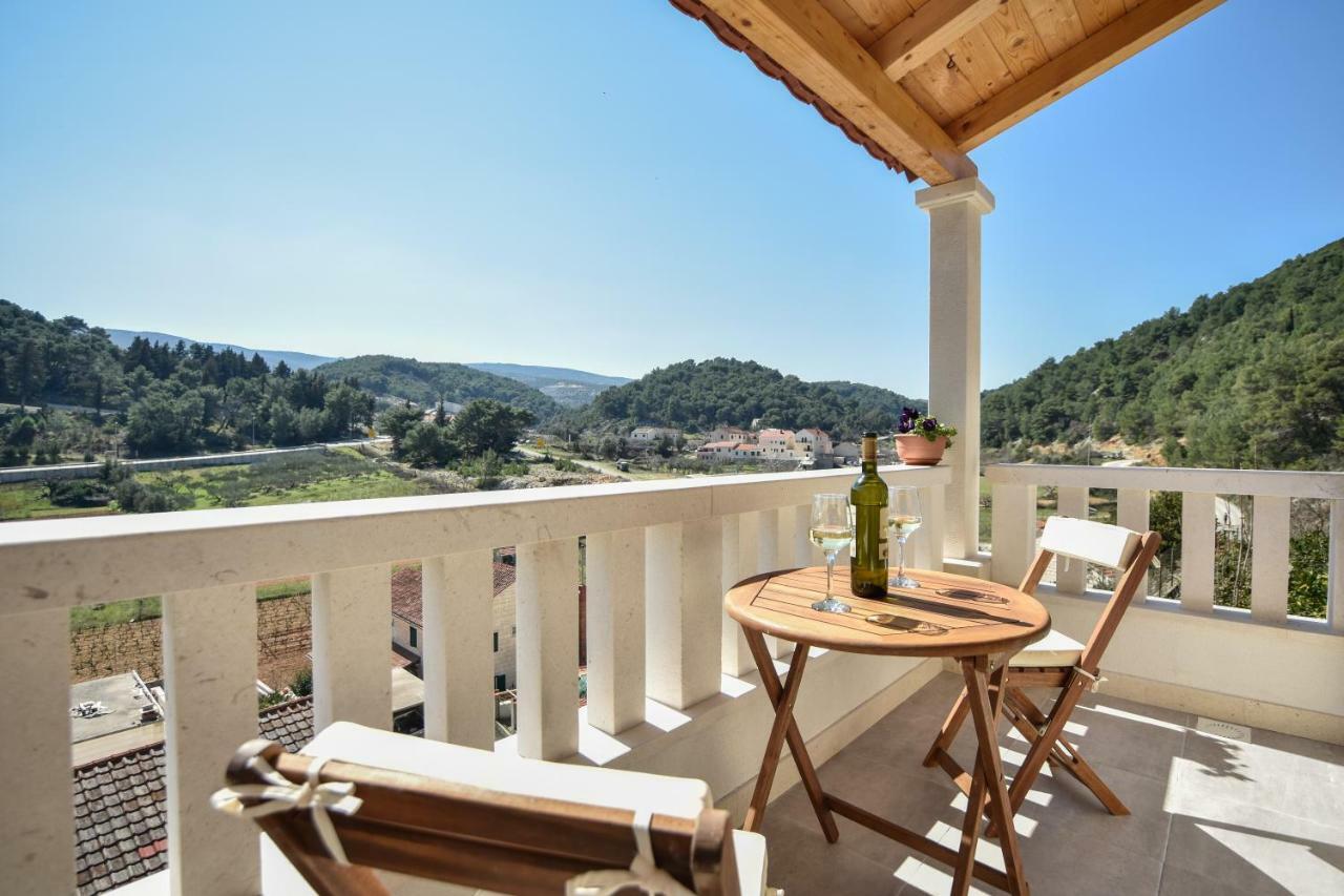 Villa Mar 1 - Luxury Apartments Pucisca Eksteriør bilde